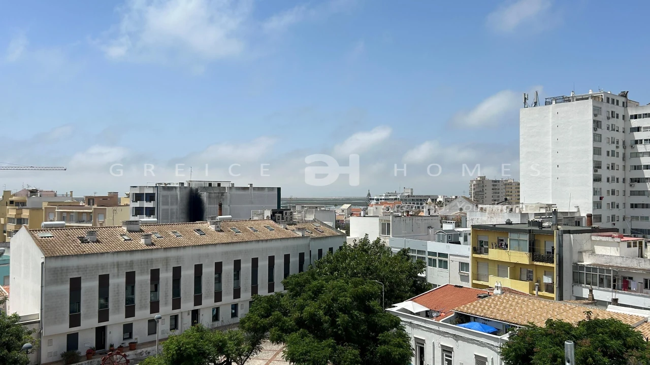 Apartamento T30 para Venda em Faro (Sé e São Pedro) Foto 33
