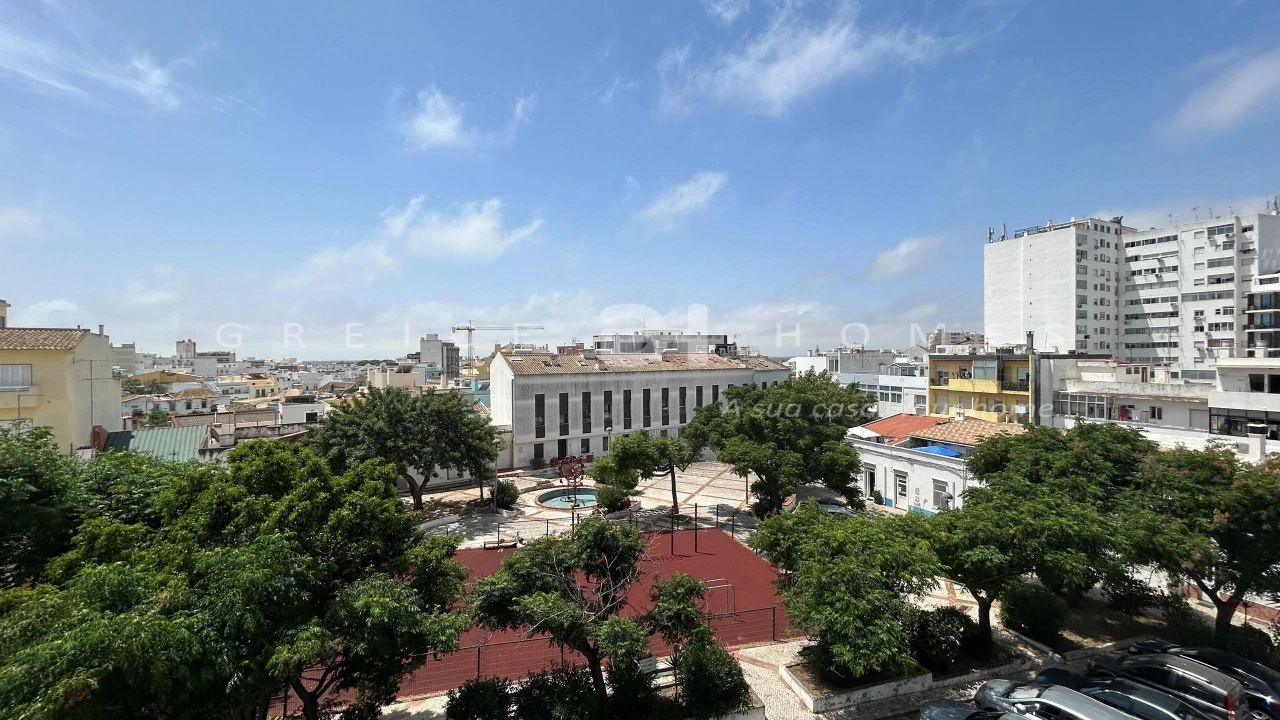Apartamento T30 para Venda em Faro (Sé e São Pedro) Foto 44