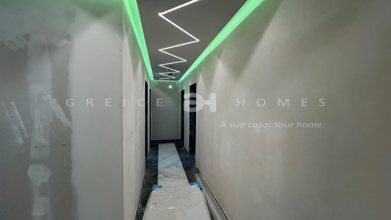 Apartamento T30 para Venda em Faro (Sé e São Pedro) Foto 2