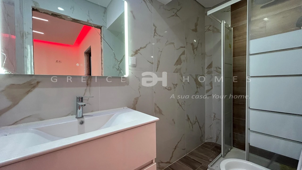 Apartamento T30 para Venda em Faro (Sé e São Pedro) Foto 13