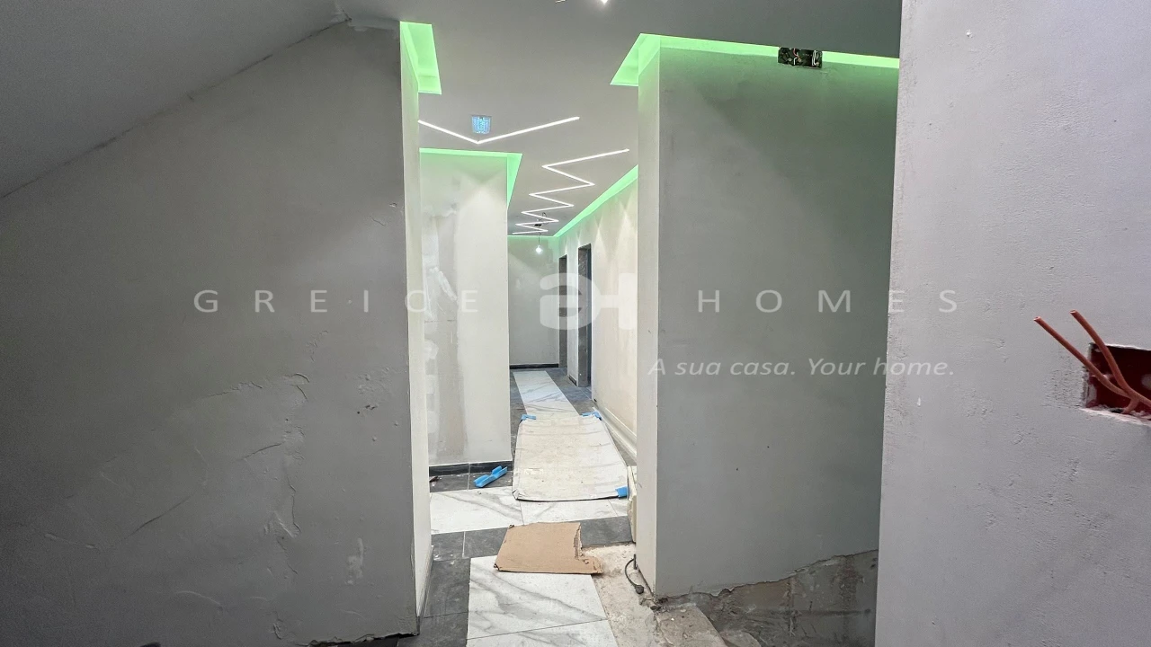 Apartamento T30 para Venda em Faro (Sé e São Pedro) Foto 3