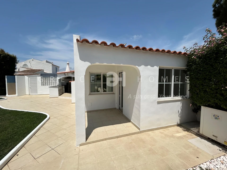 Moradia T7 para Venda em Almancil Foto 46