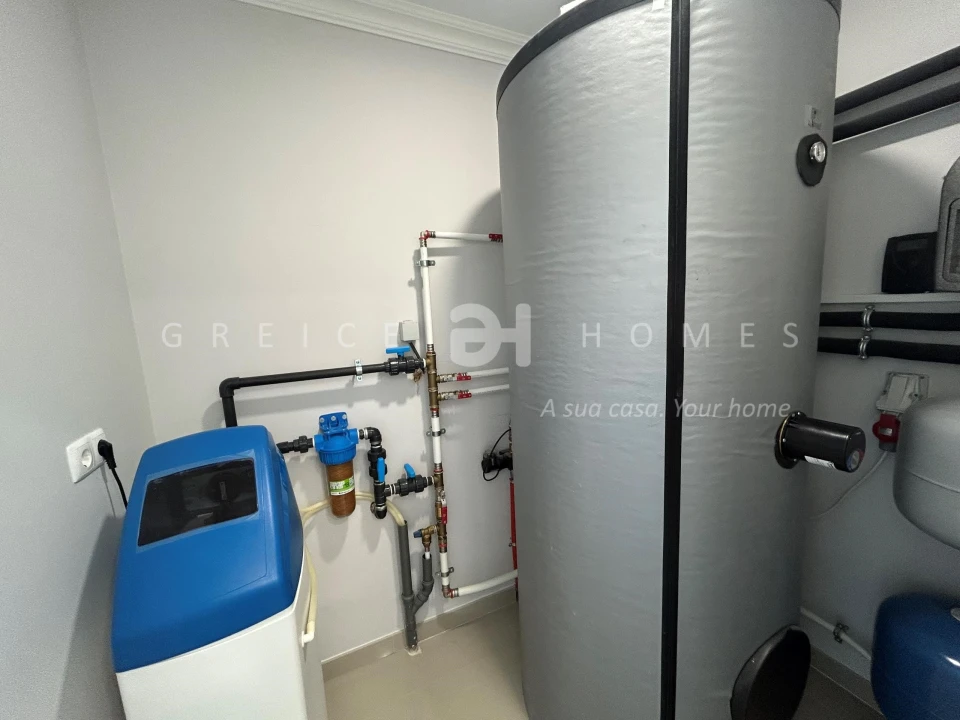 Moradia T7 para Venda em Almancil Foto 43