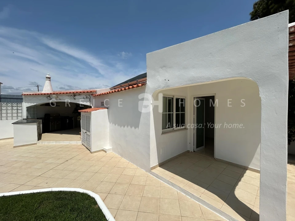 Moradia T7 para Venda em Almancil Foto 45