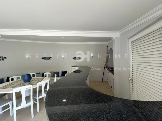 Moradia T7 para Venda em Almancil Foto 9