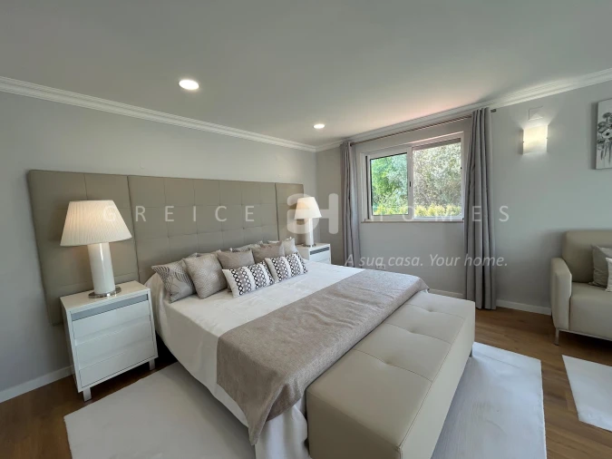 Moradia T7 para Venda em Almancil Foto 26