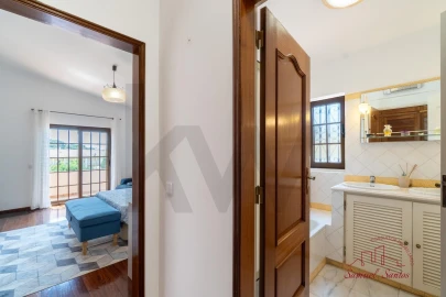 Moradia T5 para Venda em Loule (São Clemente)