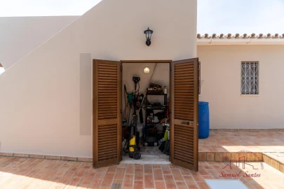 Moradia T5 para Venda em Loule (São Clemente)
