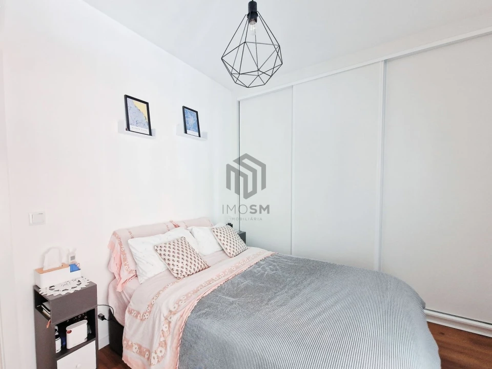 Apartamento T2 para Venda em Sacavém e Prior Velho Foto 14