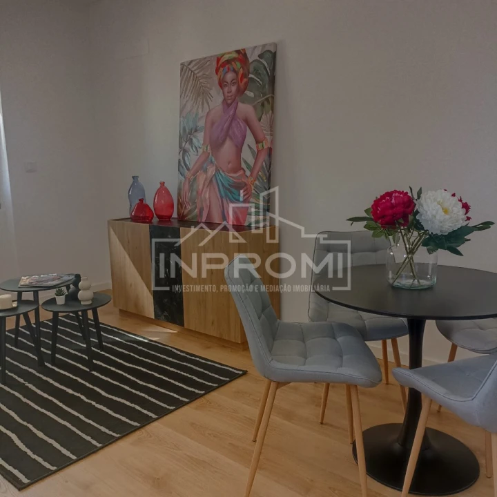 Apartamento para Venda em Benfica Foto 1