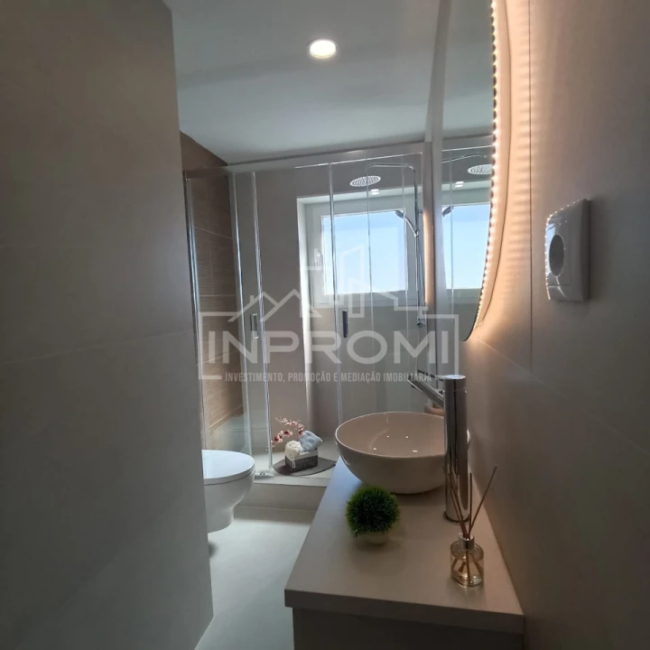 Apartamento para Venda em Benfica Foto 30