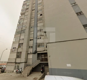 Apartamento T1 para Venda em Águas Livres