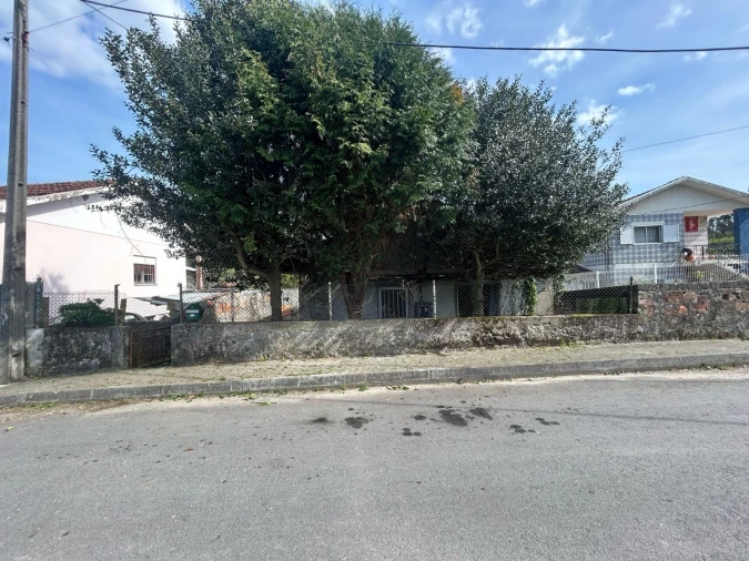 Moradia T4 para Venda em Pedroso e Seixezelo Foto 3