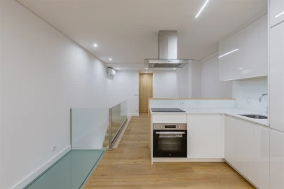 Apartamento T0 para Venda em Cedofeita, Santo Ildefonso, Sé, Miragaia, São Nicolau e Vitória