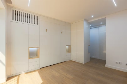 Apartamento T0 para Venda em Cedofeita, Santo Ildefonso, Sé, Miragaia, São Nicolau e Vitória