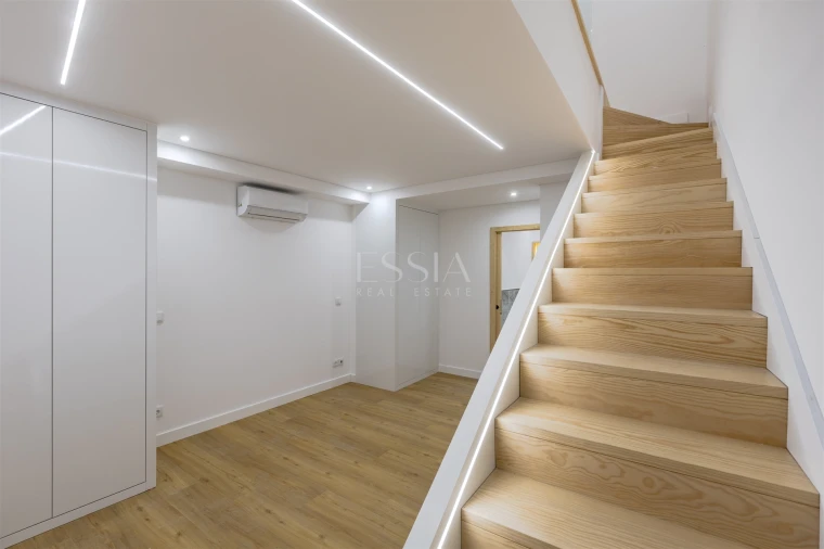 Apartamento T0 para Venda em Cedofeita, Santo Ildefonso, Sé, Miragaia, São Nicolau e Vitória Foto 8