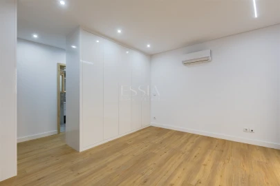 Apartamento T1 para Venda em Cedofeita, Santo Ildefonso, Sé, Miragaia, São Nicolau e Vitória