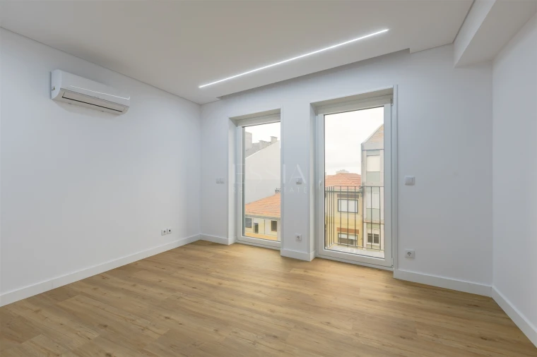 Apartamento T1 para Venda em Cedofeita, Santo Ildefonso, Sé, Miragaia, São Nicolau e Vitória Foto 10