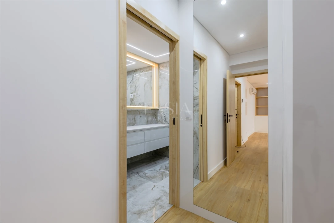Apartamento T1 para Venda em Cedofeita, Santo Ildefonso, Sé, Miragaia, São Nicolau e Vitória Foto 15