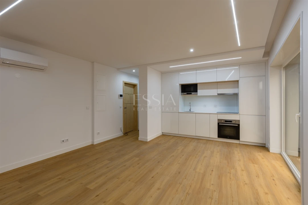 Apartamento T1 para Venda em Cedofeita, Santo Ildefonso, Sé, Miragaia, São Nicolau e Vitória Foto 6