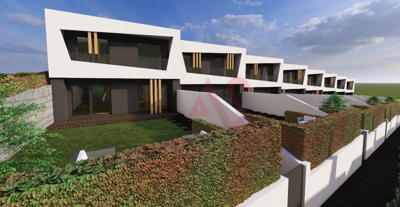 Moradia T3 para Venda em Idães Foto 1