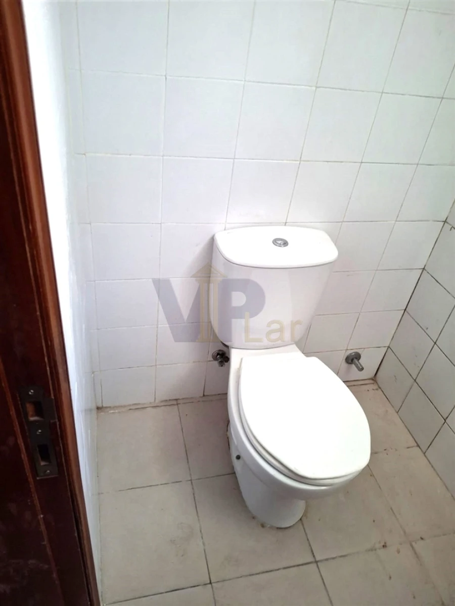 Loja para Arrendamento em Aguas Santas Foto 5