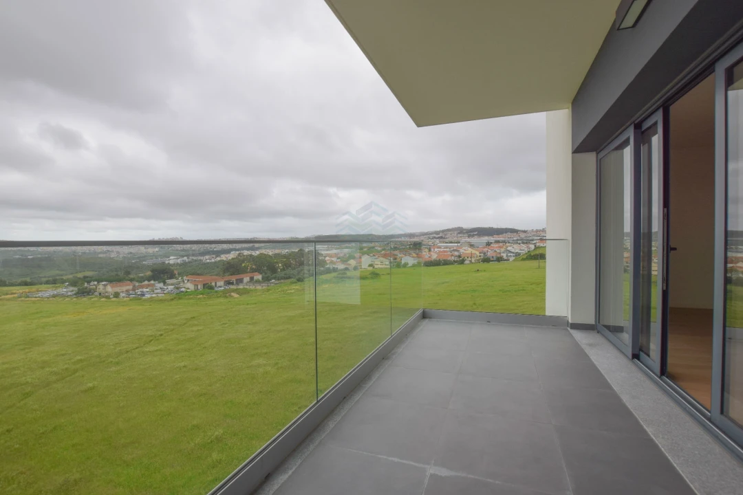 Apartamento T2 para Venda em Pontinha e Famões Foto 16