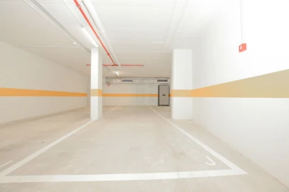 Apartamento T2 para Venda em Pontinha e Famões