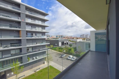 Apartamento T2 para Venda em Pontinha e Famões