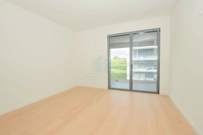 Apartamento T2 para Venda em Pontinha e Famões