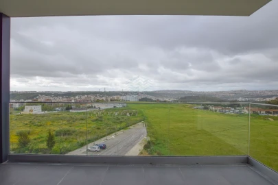 Apartamento T2 para Venda em Pontinha e Famões