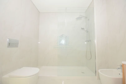 Apartamento T2 para Venda em Pontinha e Famões