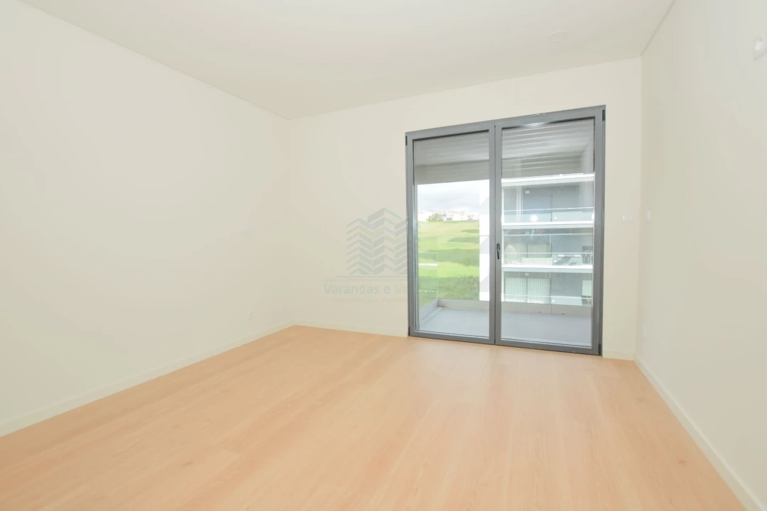 Apartamento T2 para Venda em Pontinha e Famões Foto 37