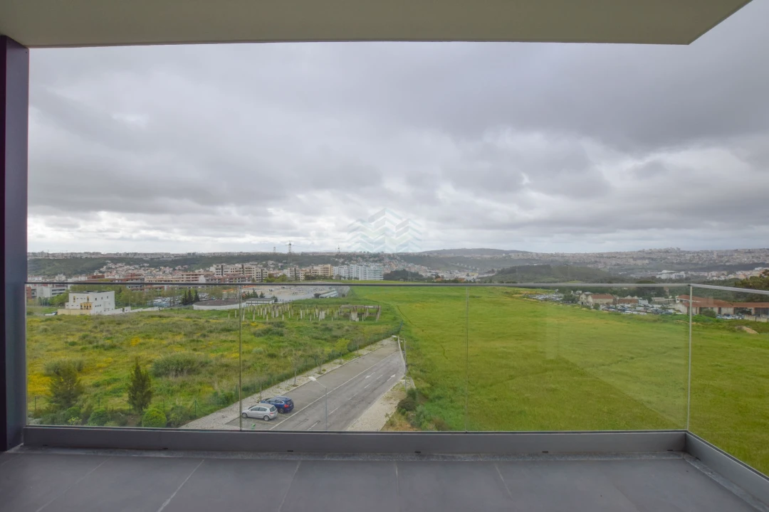 Apartamento T2 para Venda em Pontinha e Famões Foto 12