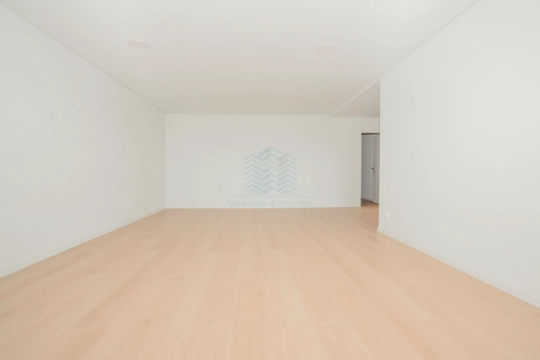 Apartamento T2 para Venda em Pontinha e Famões Foto 20