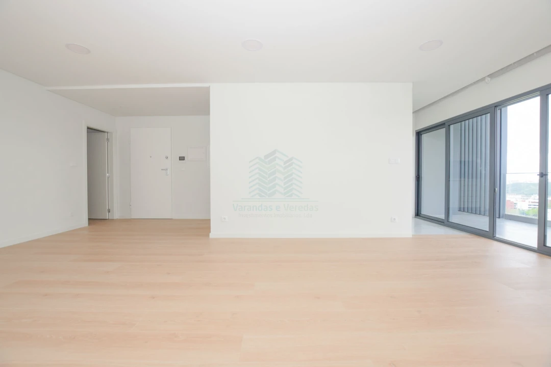 Apartamento T2 para Venda em Pontinha e Famões Foto 19