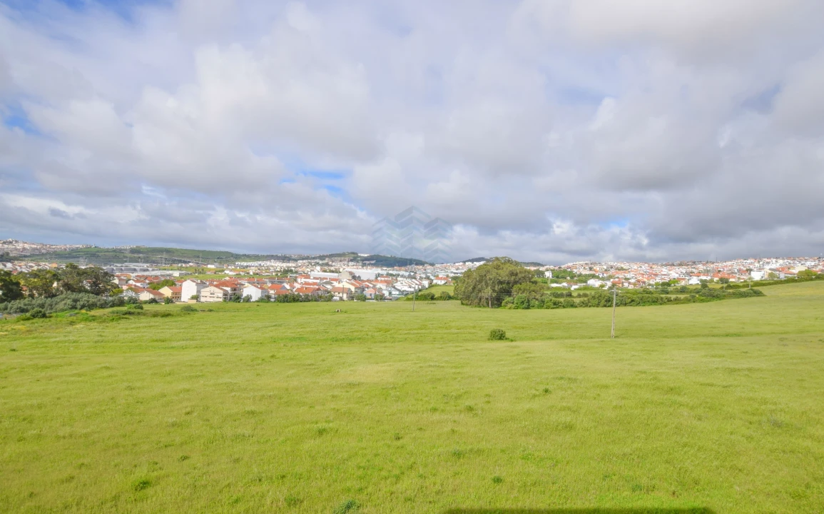 Apartamento T2 para Venda em Pontinha e Famões Foto 29