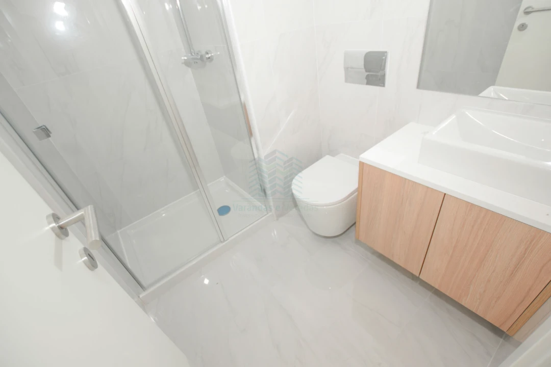 Apartamento T2 para Venda em Pontinha e Famões Foto 22