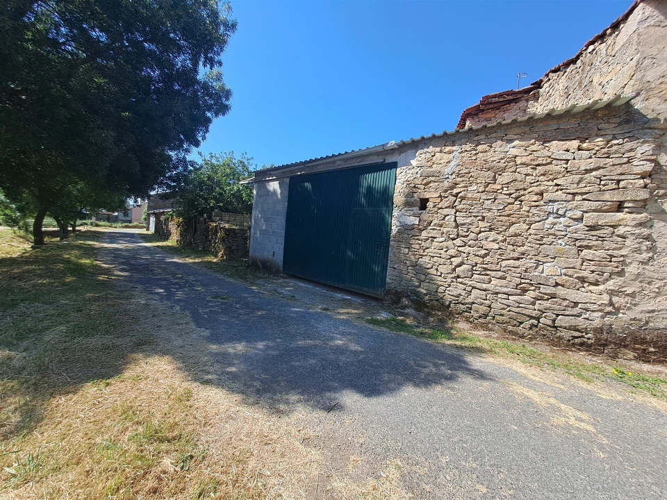 Moradia T3 para Venda em Vilar Seco Foto 33