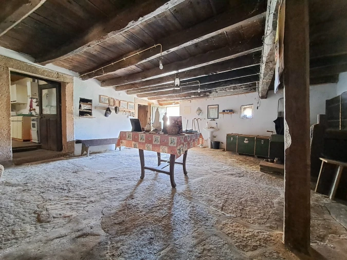 Moradia T3 para Venda em Vilar Seco Foto 11