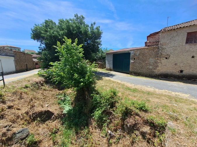 Moradia T3 para Venda em Vilar Seco Foto 31