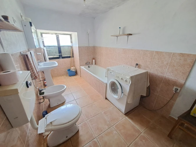 Moradia T3 para Venda em Vilar Seco Foto 18