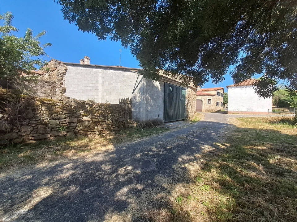 Moradia T3 para Venda em Vilar Seco Foto 44