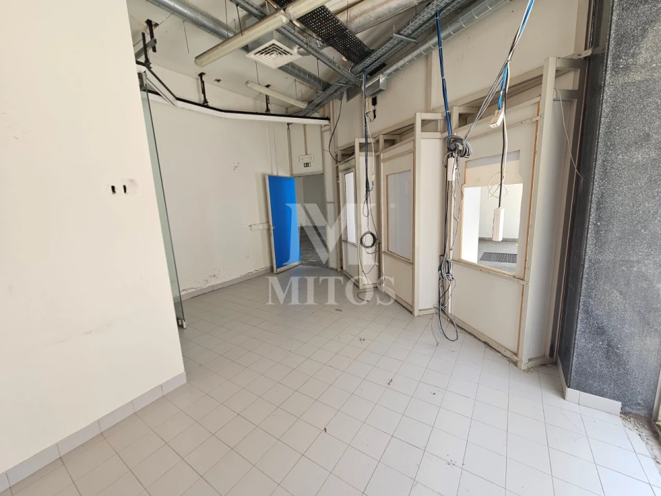 Loja para Venda em Vila Praia de Ancora Foto 16