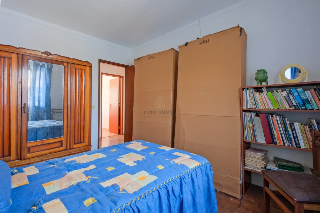 Moradia T3 para Venda em Bordeira Foto 18