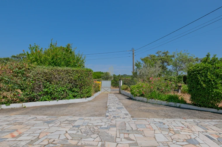 Moradia T3 para Venda em Bordeira Foto 6