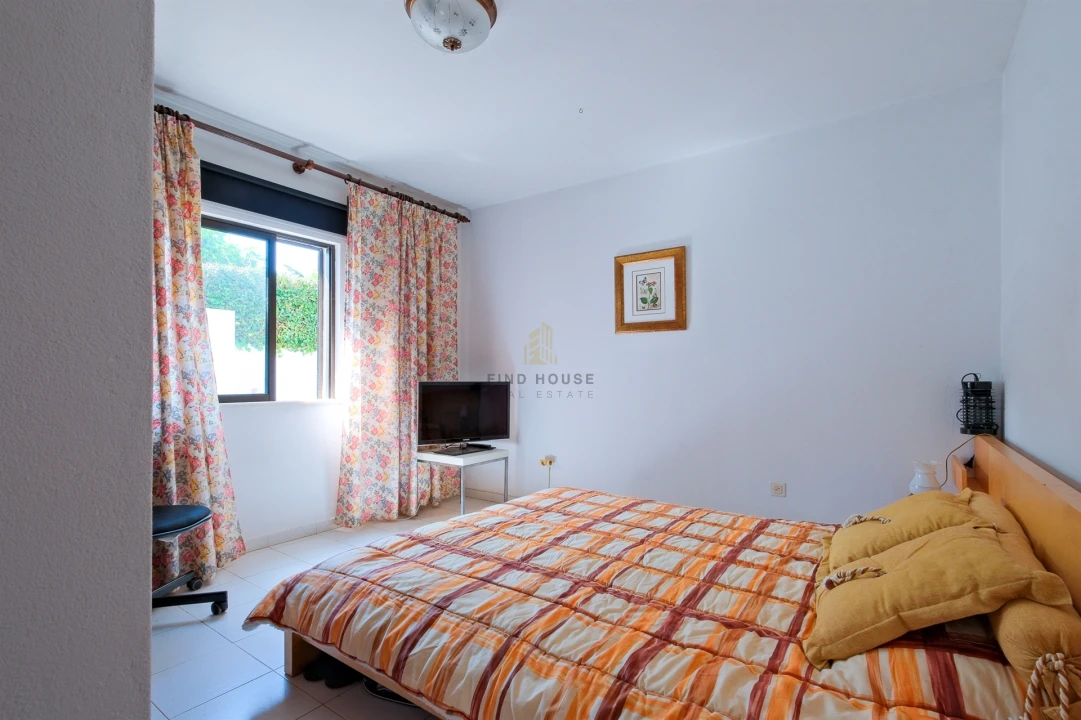 Moradia T3 para Venda em Bordeira Foto 22