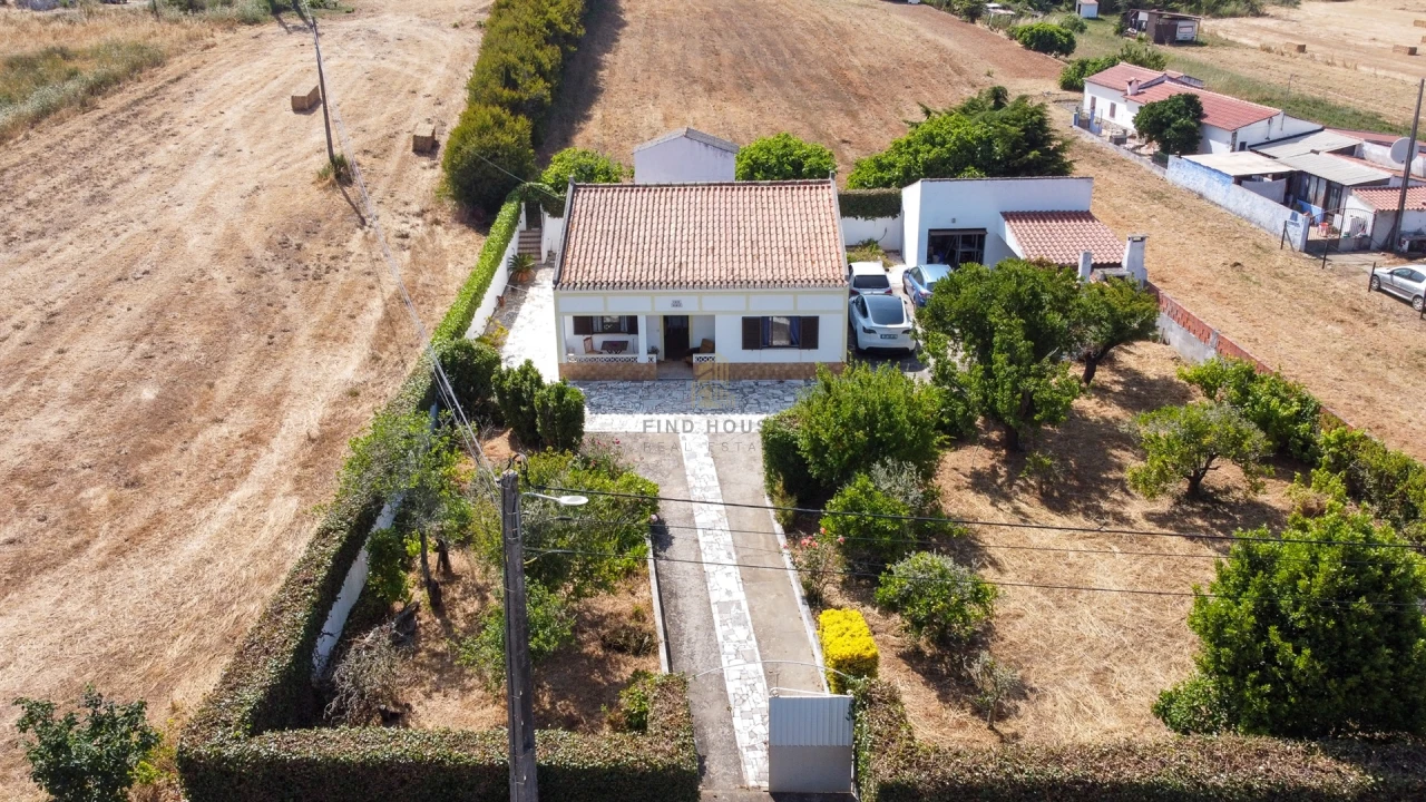 Moradia T3 para Venda em Bordeira Foto 36