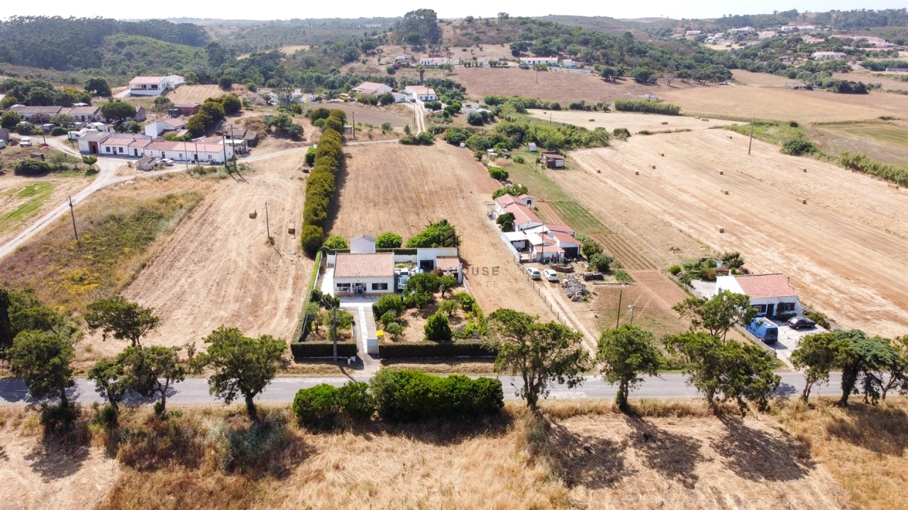 Moradia T3 para Venda em Bordeira Foto 31