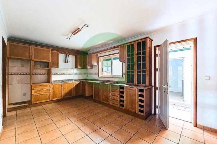 Moradia T4 para Venda em Valpaços e Sanfins Foto 6